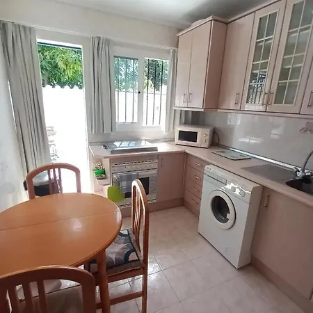 Nueva Pueblo Andaluz Casa Grafton Holiday home